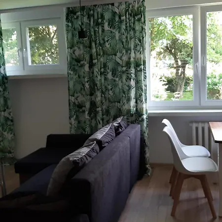 アパート Apartament Niegocin Centrum Gizycka ギジツコ